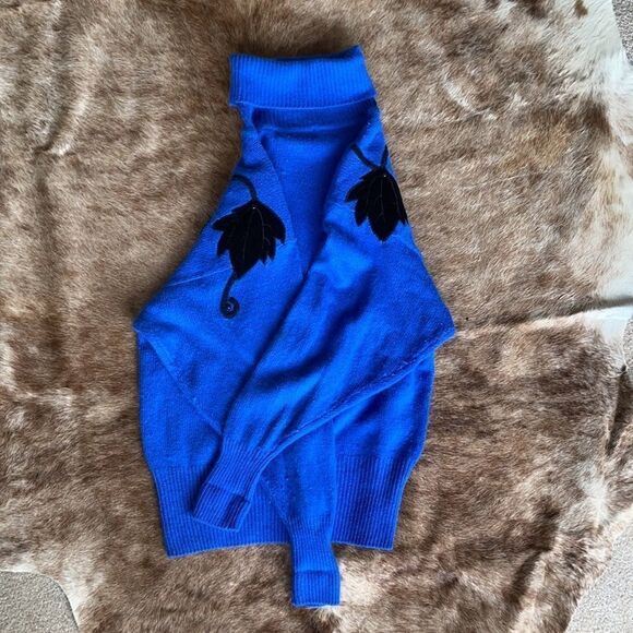 Vintage Women's Studio Michelle Stuart Rabbit Lamb Wool Blue Sweater Size Large - Picture 2 of 3
